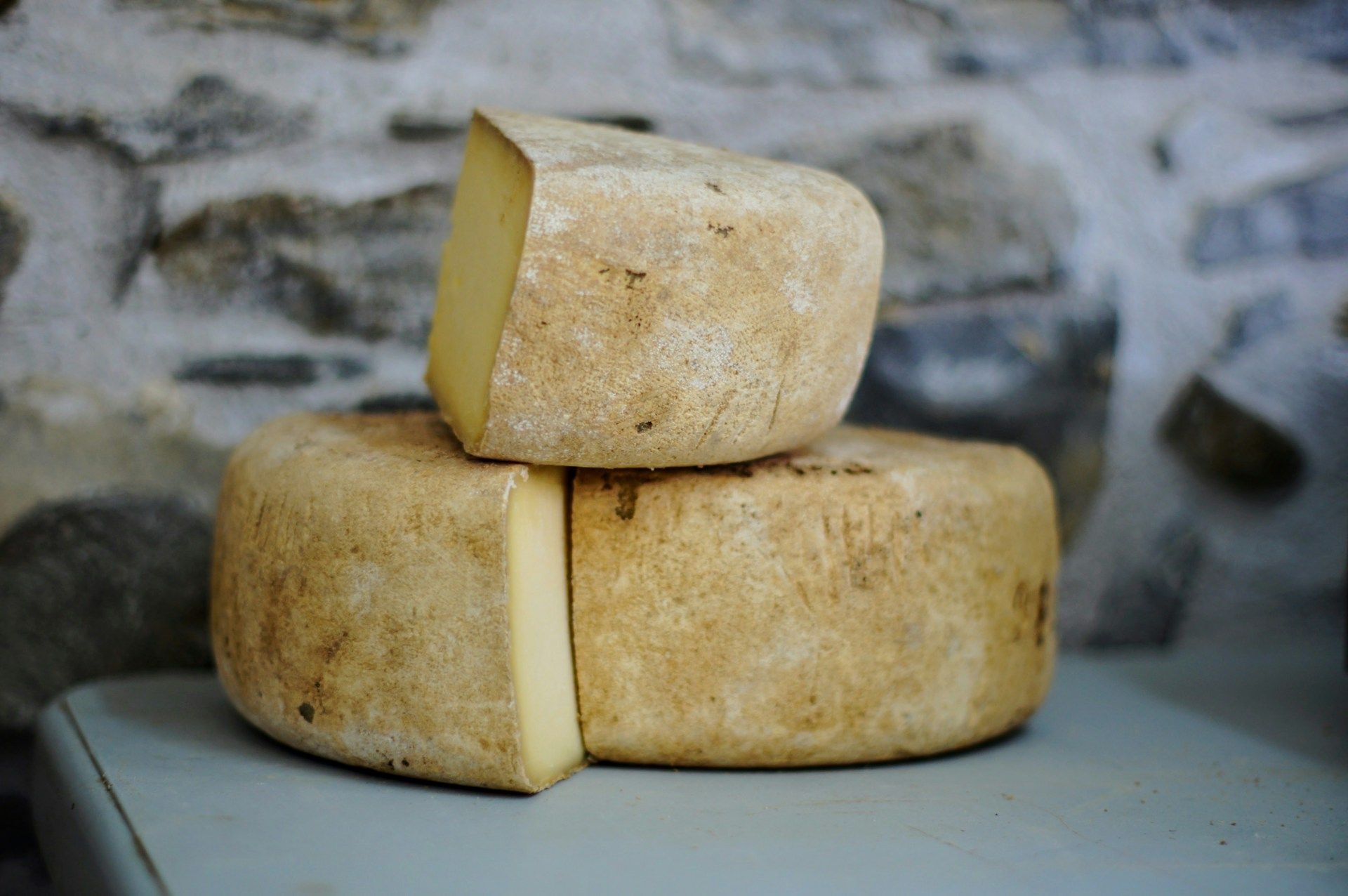 В Україну не завозили французький сир зі стафілококом: уточнення від Держспоживслужби