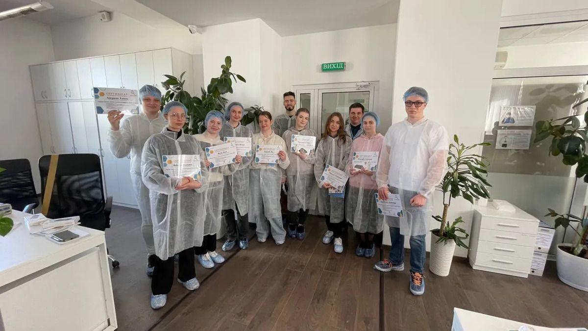 Возможности обучения и трудоустройства для студентов-фрмацевтов Возможности обучения и трудоустройства для студентов-фрмацевтов