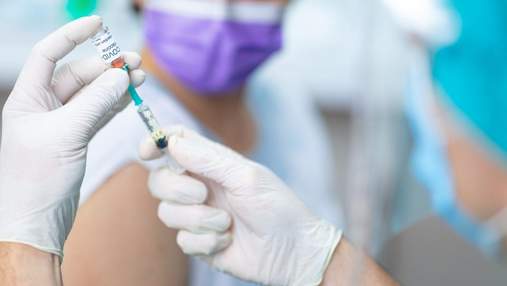 Навіщо вакцинуватись, якщо вже хворіли на коронавірус: пояснення вчених