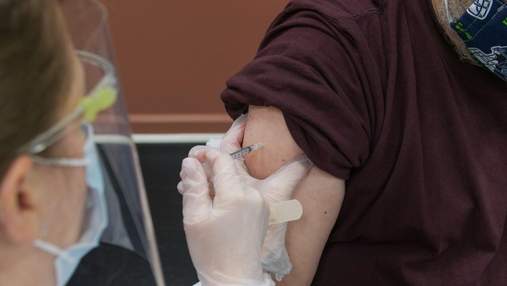 В Новой Зеландии мужчина 10 раз за день вакцинировался против коронавируса