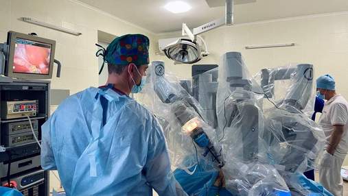 Впервые в Украине: во Львове врачи прооперировали пищевод с помощью робота Da Vinci